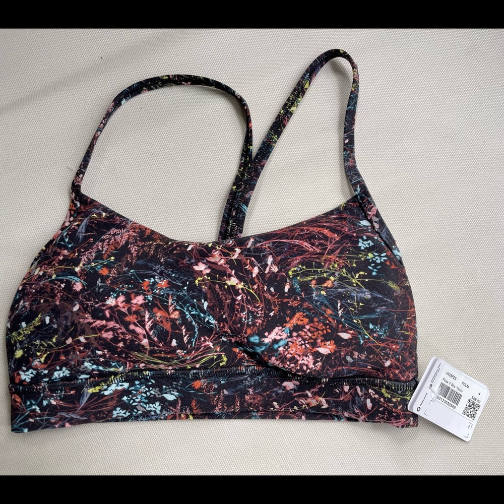 Lululemon Flow Y Nulu Bra Size 4 - rare abstract print